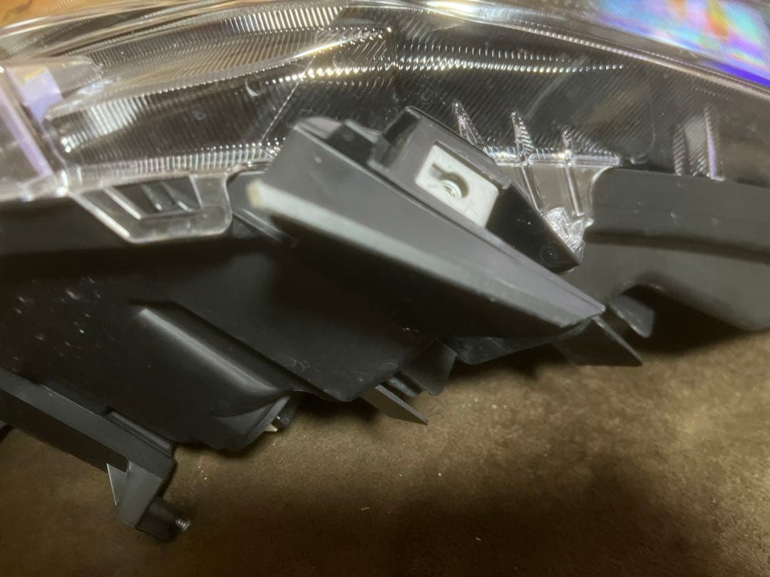 TOYOTA 30アルファード　純正ヘッドライト左