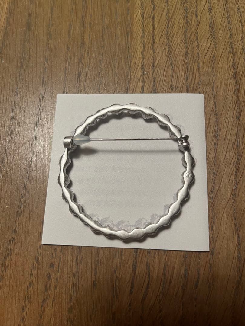 ミナペルホネン　タンバリンブローチ　シルバー