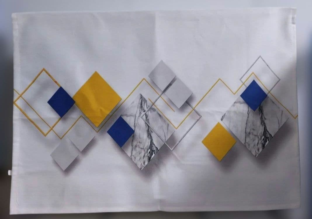 極美品　箱、付属品　Dell 24 Plusモニター S2425HSM　カバー付