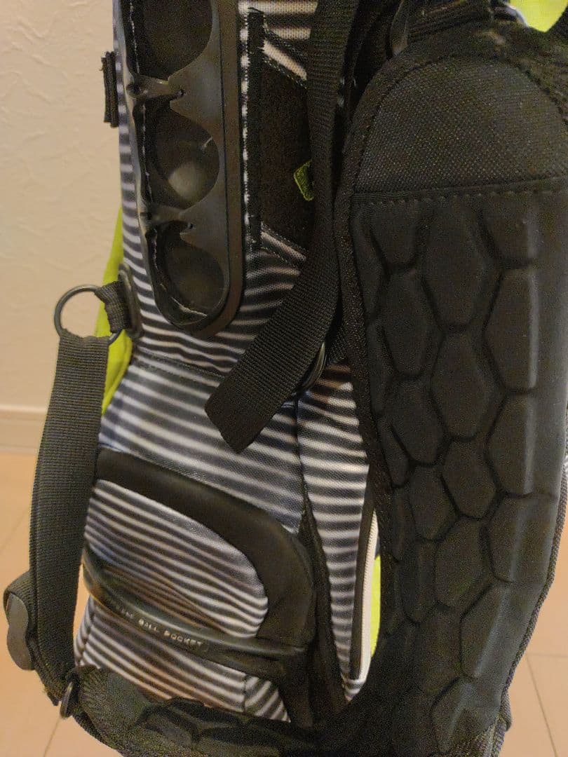 OGIO オジオ　GROM スタンドキャディバッグ　14分割