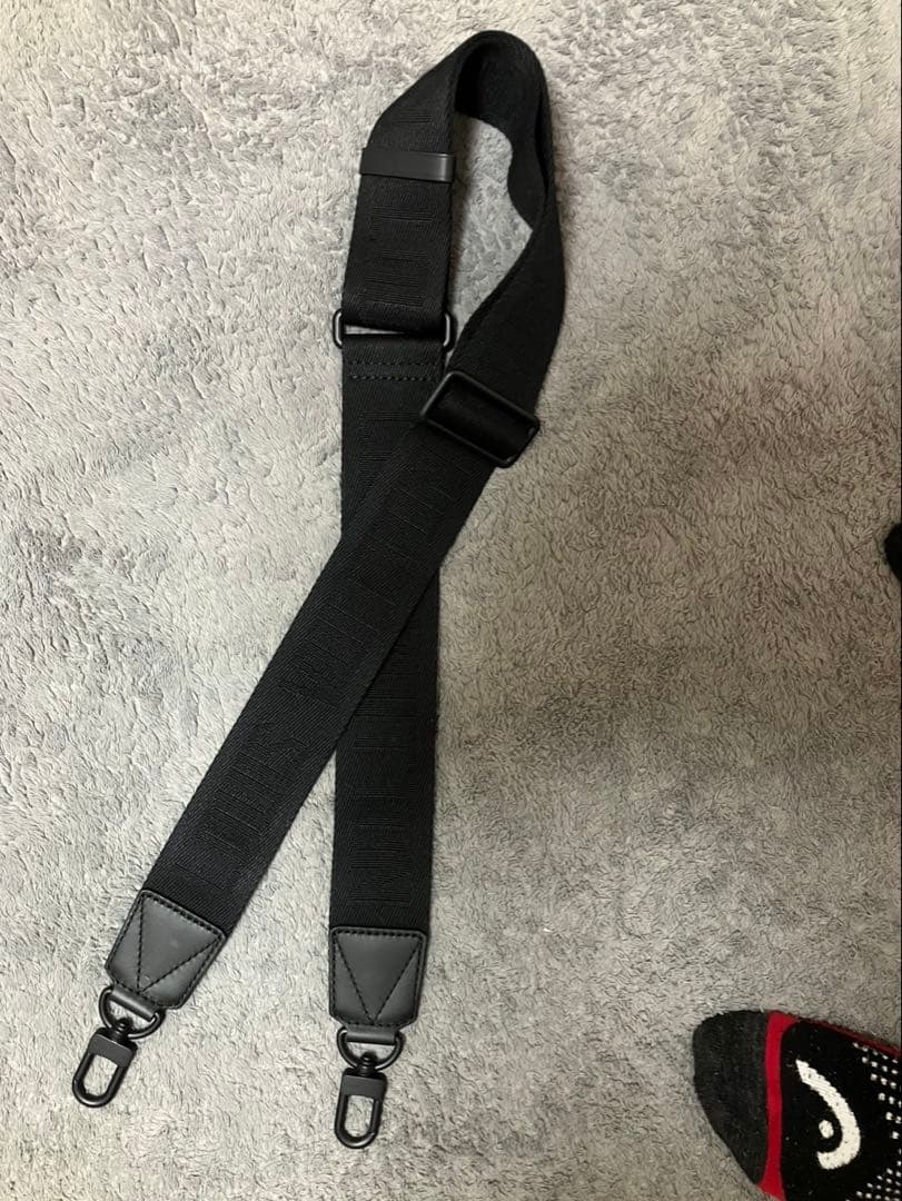 ルイヴィトン】 テイクオフメッセンジャー（本日限定価格