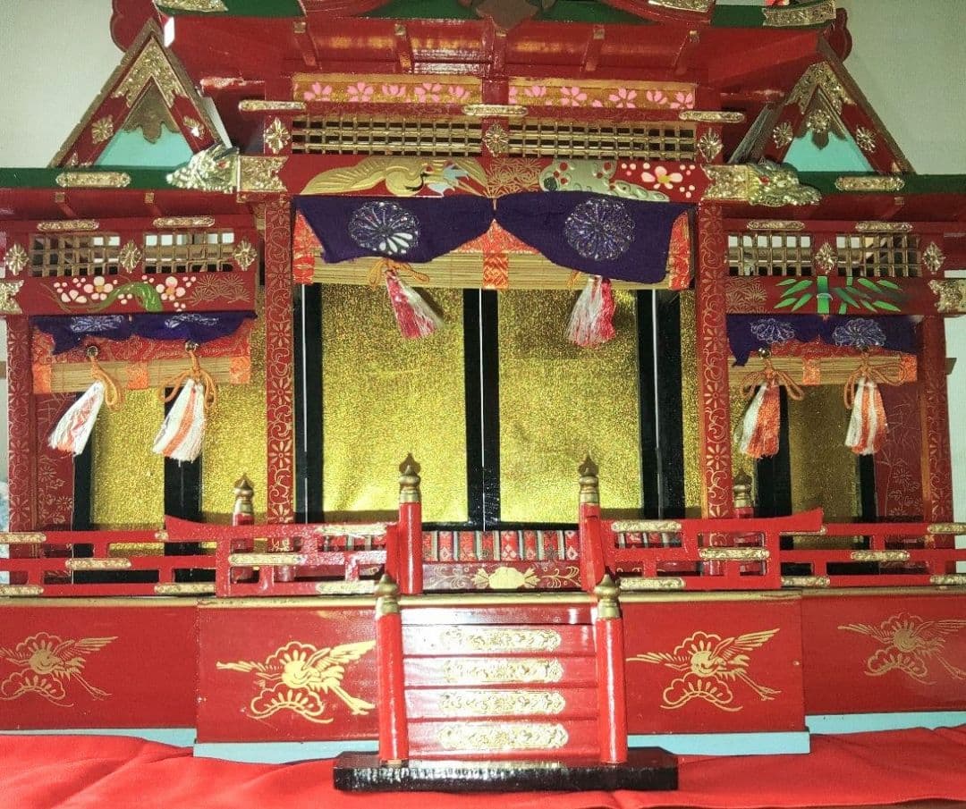 御殿飾り豊寿殿と雛人形、小物のセット