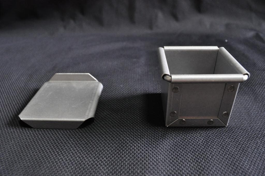 【アウトレット】ミニサイズ５センチ角キューブ パン焼き型12個セット【数量限定】