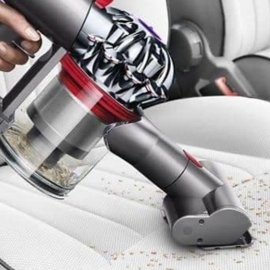 ダイソンV8 SV10 掃除機＋マキタ18vアダプターセット 分解清掃済み動作品