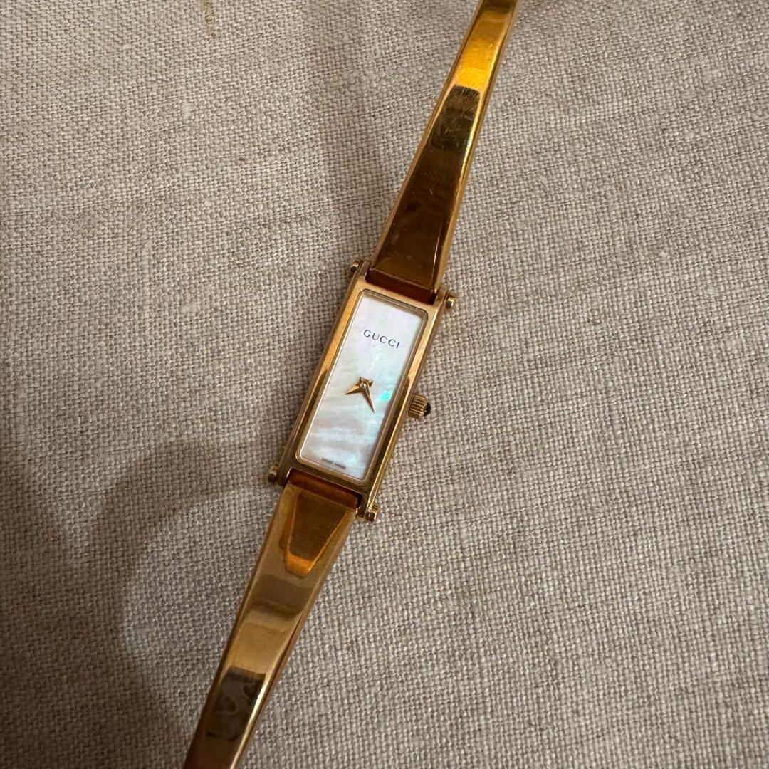 GUCCI ゴールド 長方形 時計