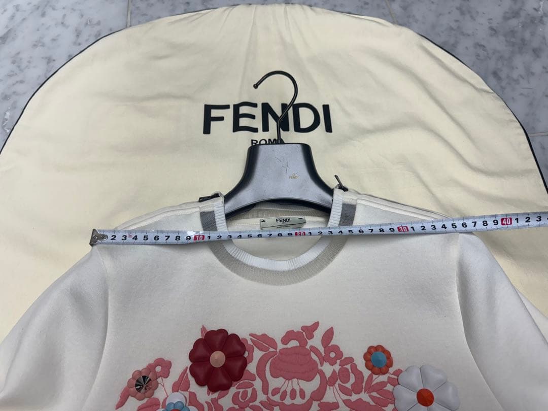 FENDI トップス　トレーナー　スウェットシャツ　アイボリー 花柄　サイズ38
