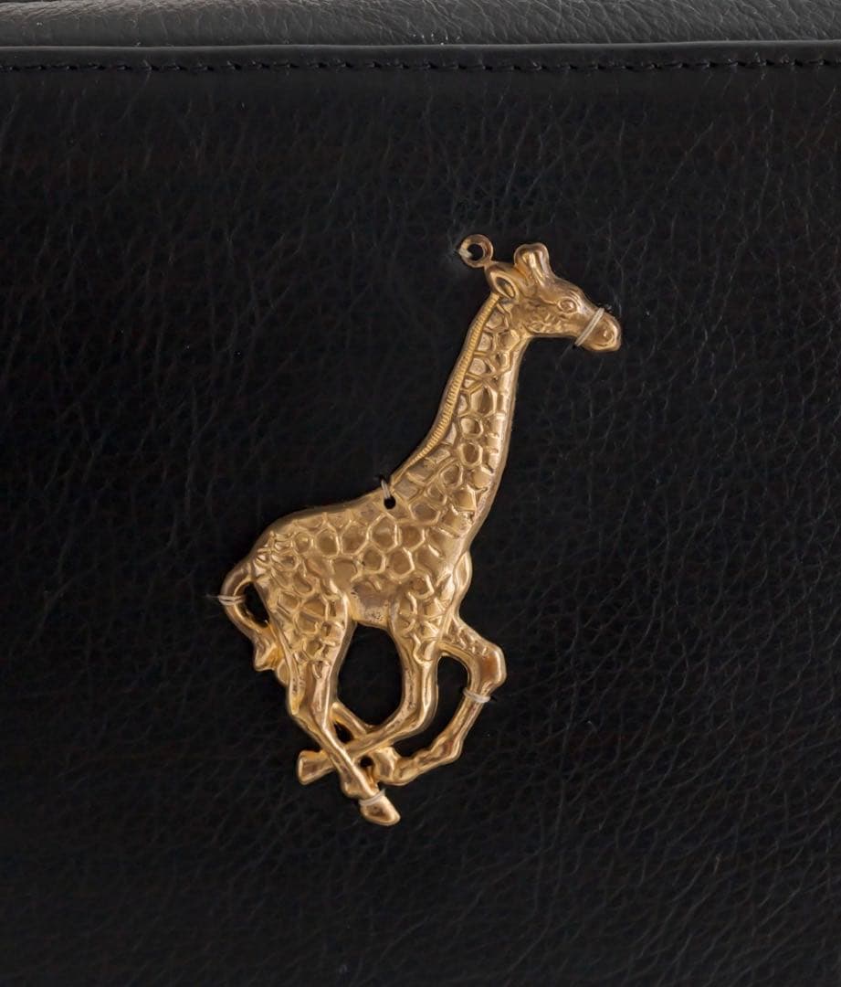 イアパピヨネ ブルックリンチャーム キリン スクエアショルダーバッグ モカ
