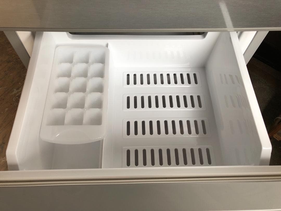 送料無料 アクア 冷蔵庫 2018年製 AQR-13G シルバー 一人暮らし