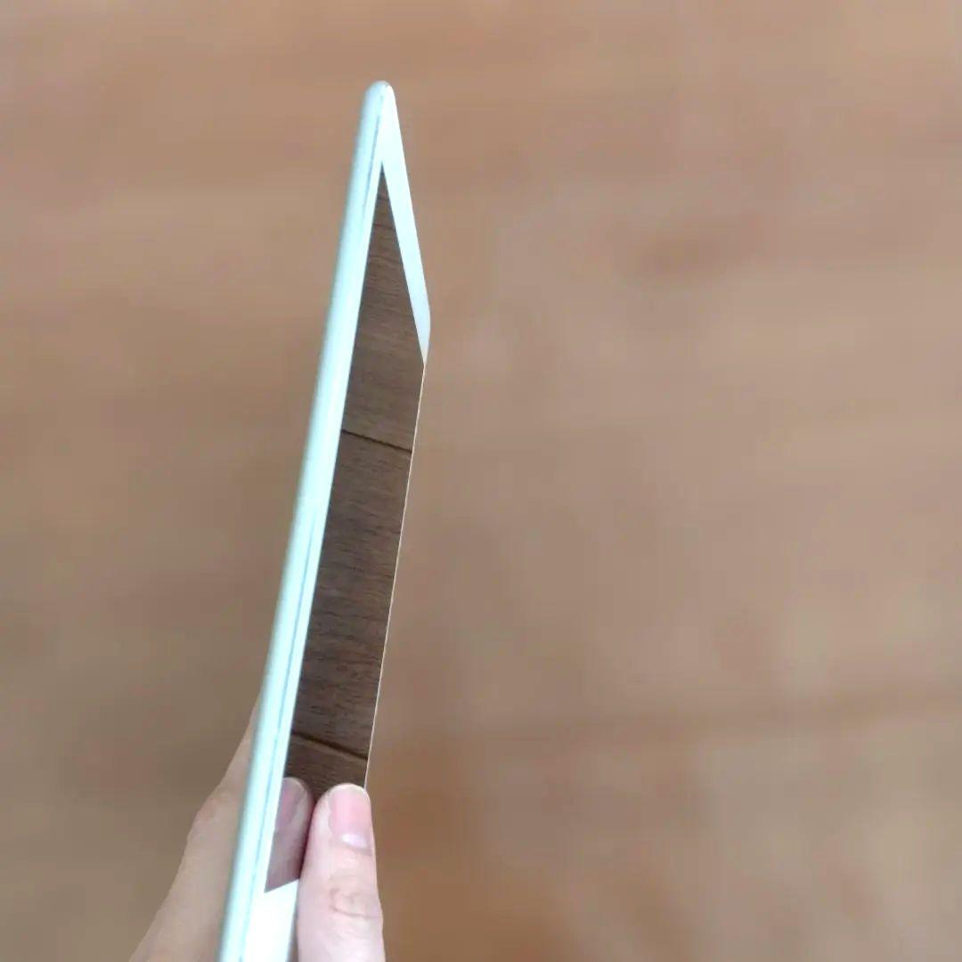 美品 iPad mini 4 SIMフリー 16GB iPad mini4