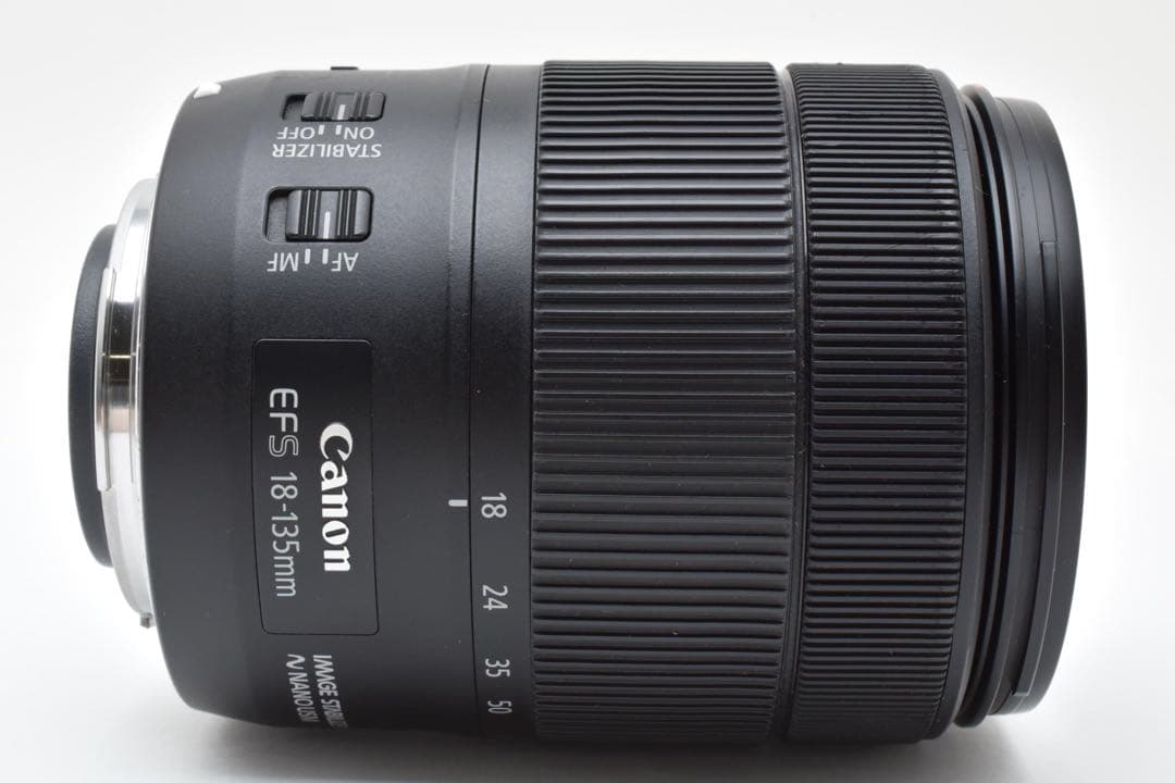 美品/Canon EF-S18-135mm F3.5-5.6 IS USM