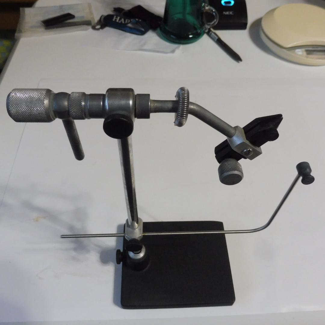 レンゼッティ RENZETTI フライタイイングバイス