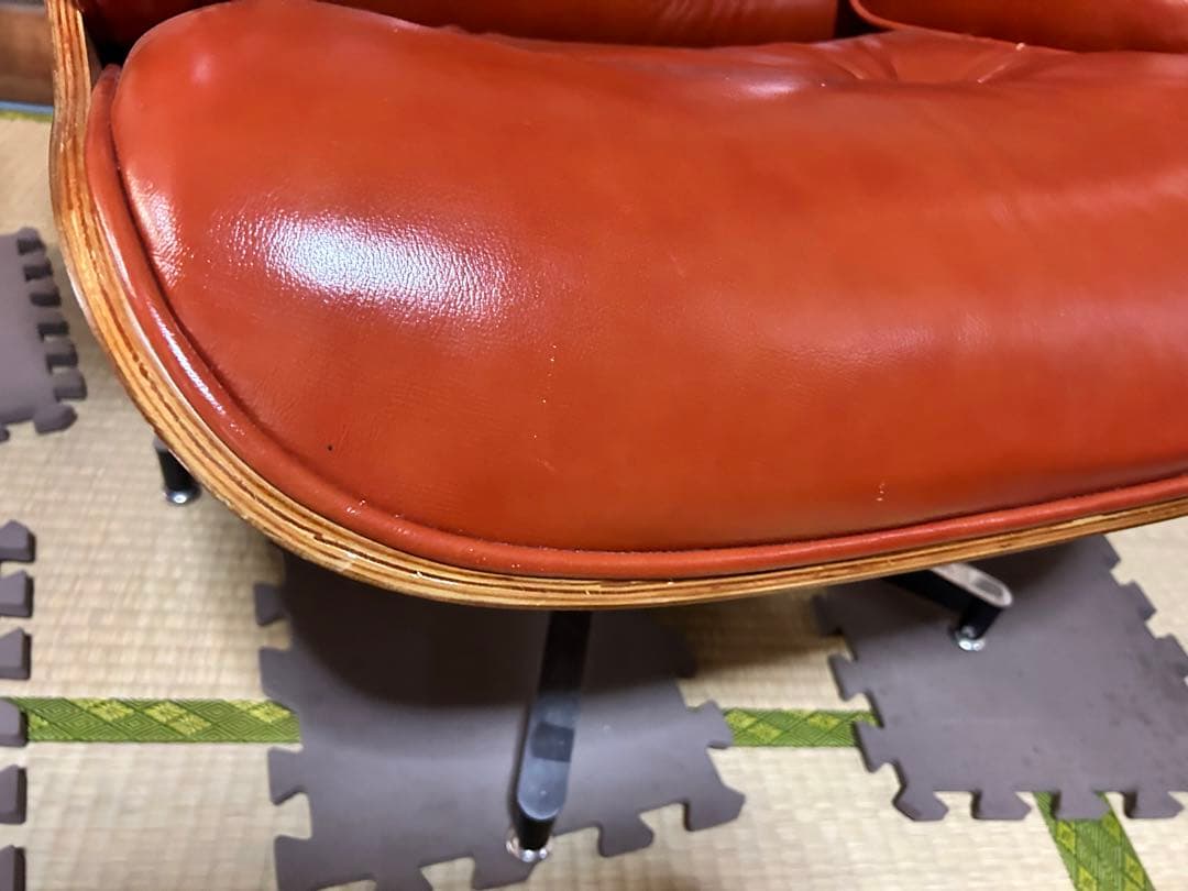 【pesopesobaron】イームズ　ラウンジチェア&オットマン