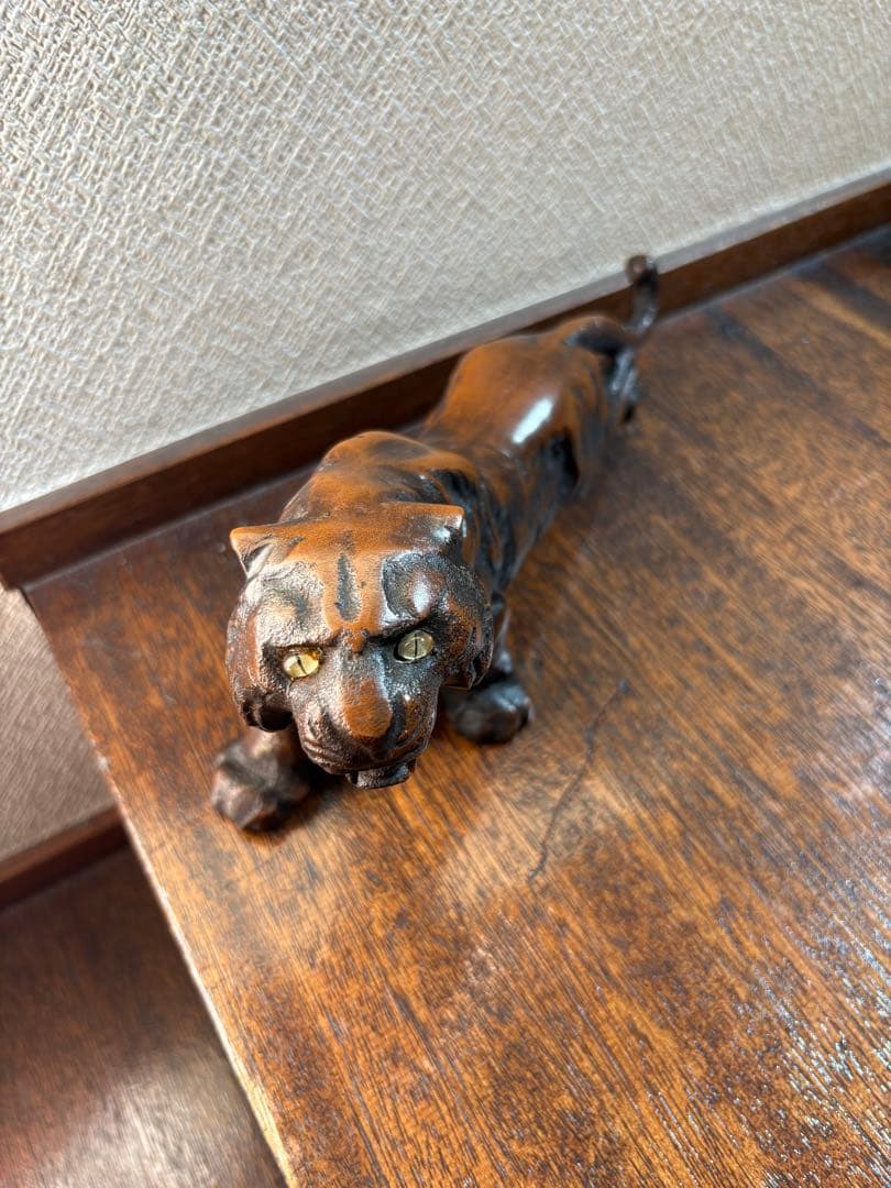 動物　置物