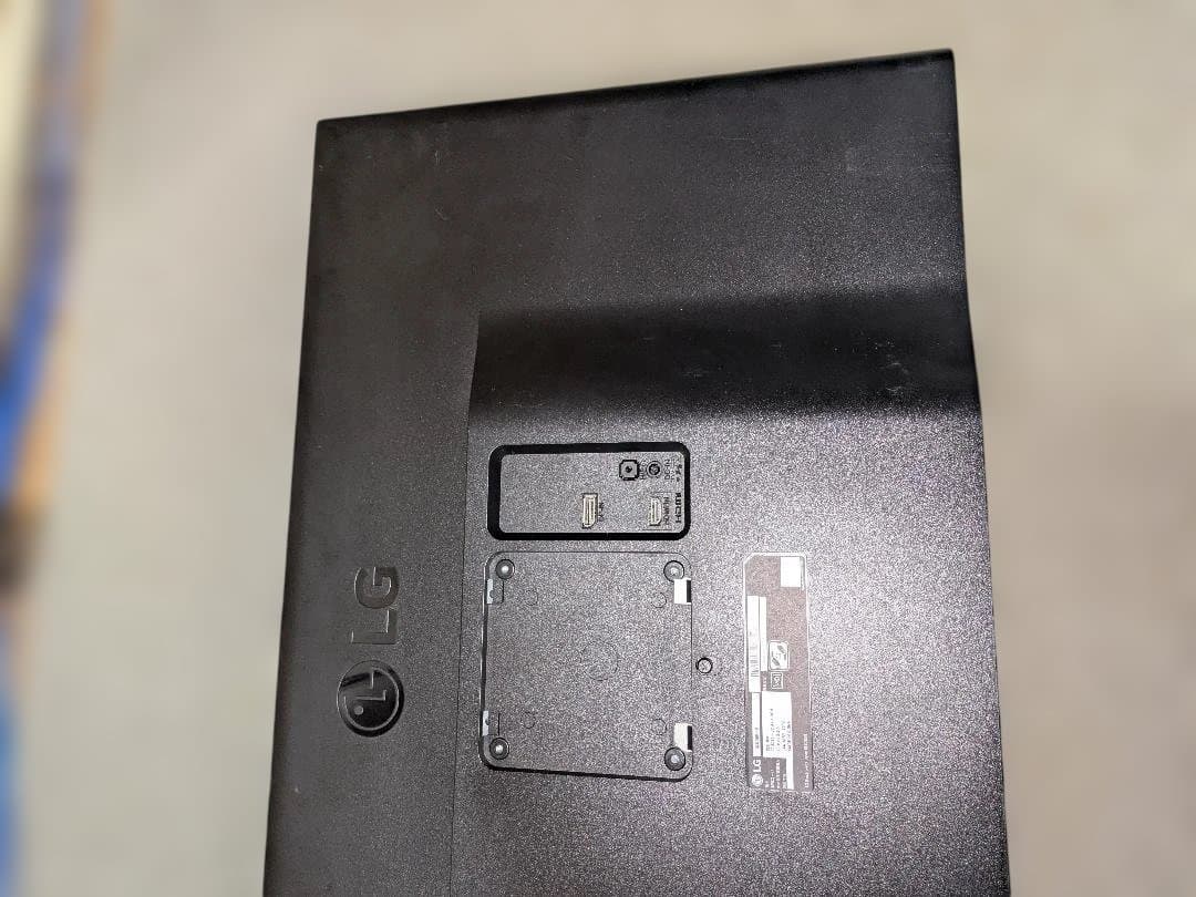 4K31.5インチ液晶 LG 32UD60-B 中古/正常動作品/送料込