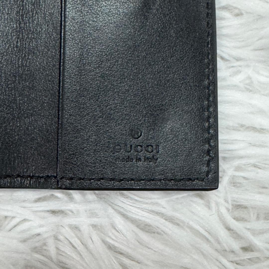 【極美品】グッチ 黒　GG エンボス　6連 キーケース GUCCI 箱付
