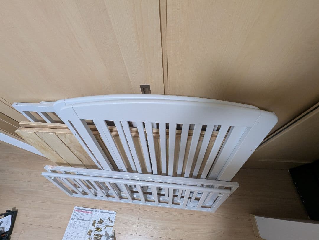 KATOJIベビーベッド キャスター付き