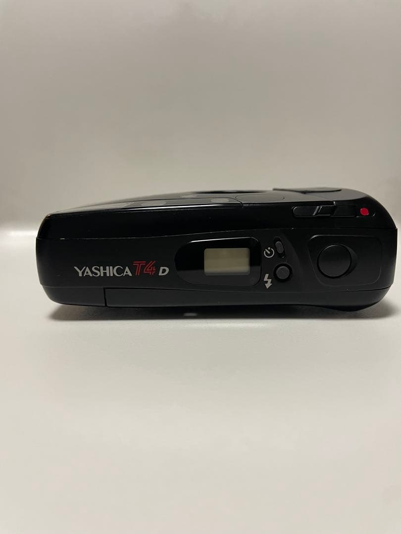 【ジャンク品】YASHICA T4 D / Carl Zeiss Tessar