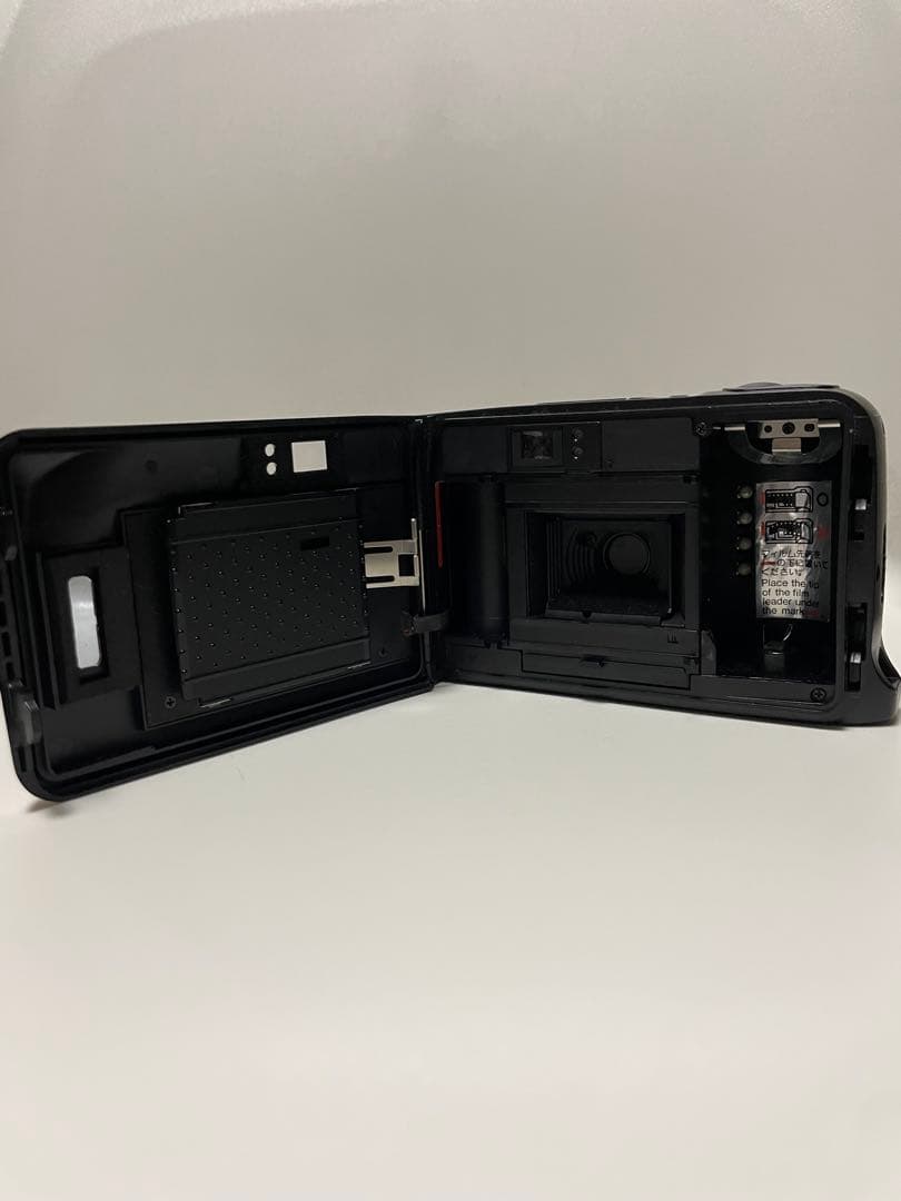 【ジャンク品】YASHICA T4 D / Carl Zeiss Tessar