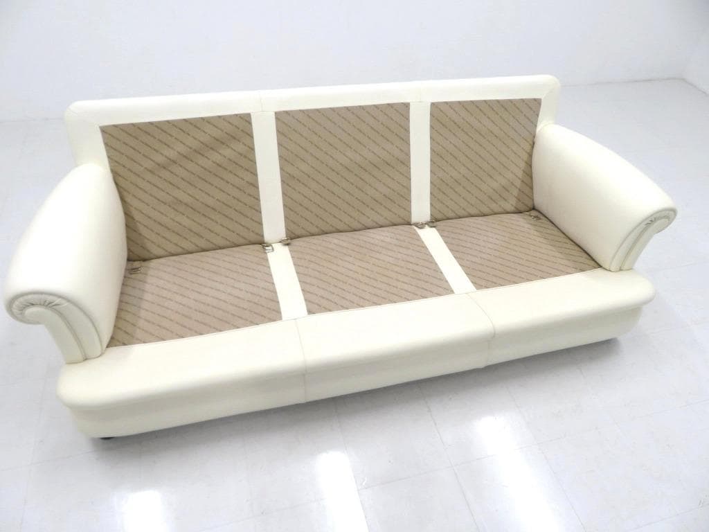 展示品　ポルトローナフラウ　総本革　レザー　ドリーム　3人掛けソファ　モダン