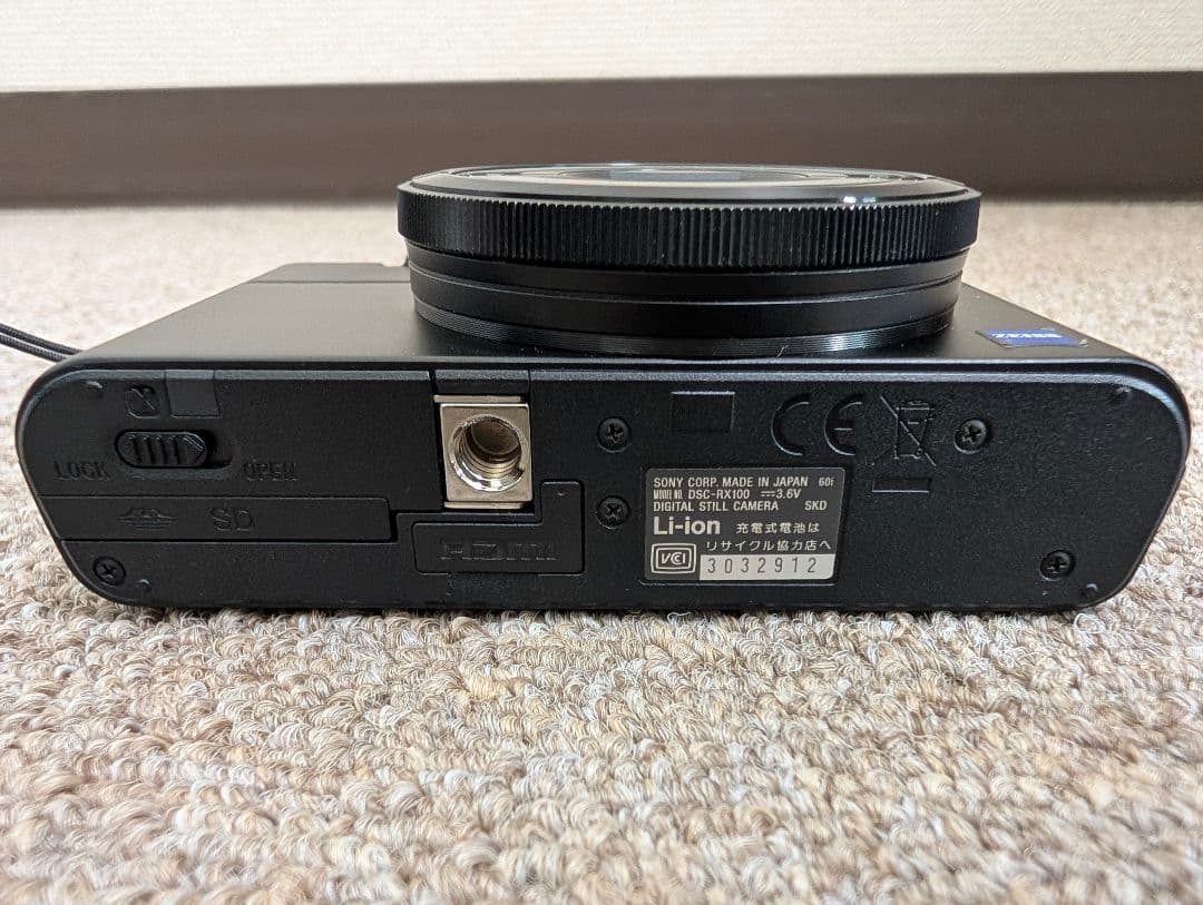 SONY Cyber−Shot DSC-RX100 ケース付