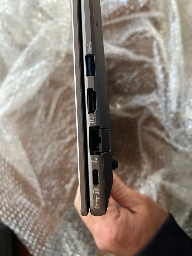 【美品】Corei9/32GB/SSD2TB/Office2019/15.6