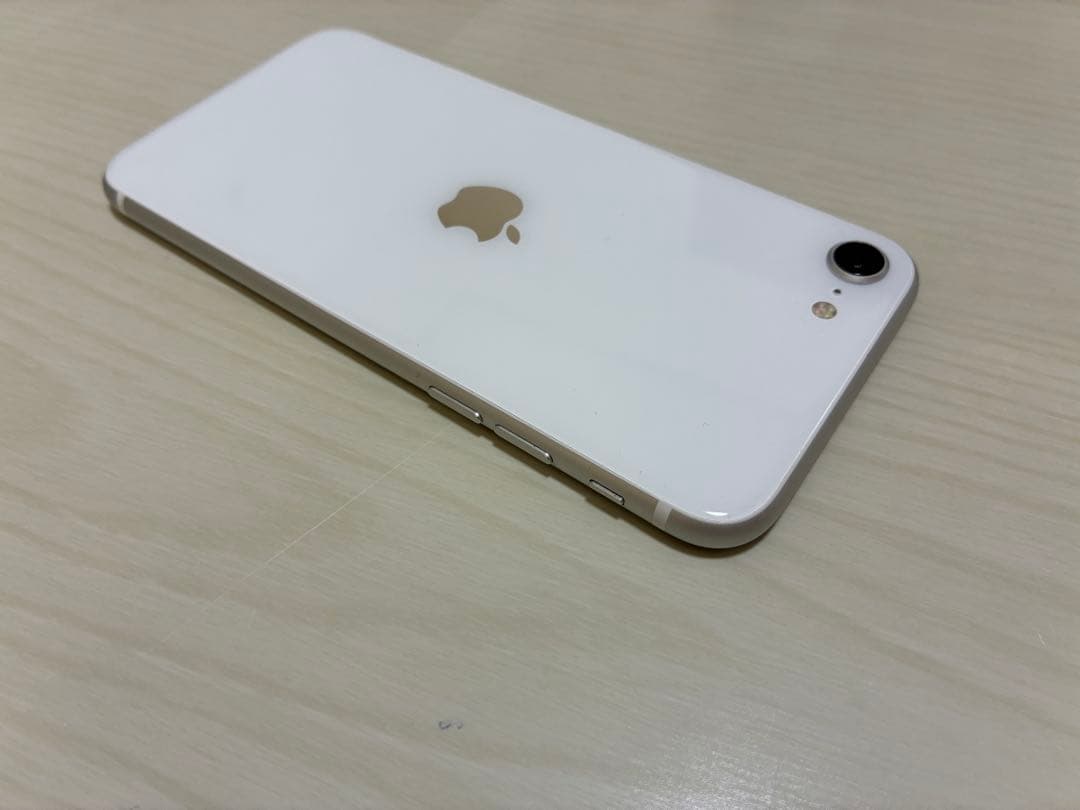 iPhoneSE2 64GB 88% ホワイト SIMフリー