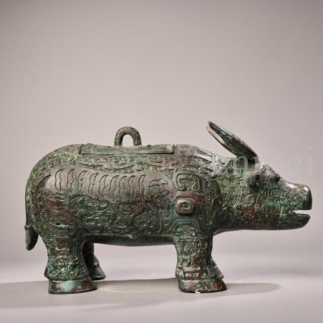 中国古美術・珍品旧藏・青銅器 牛尊 彫刻銘文入・高浮彫錾刻・純銅・置物・風水開運