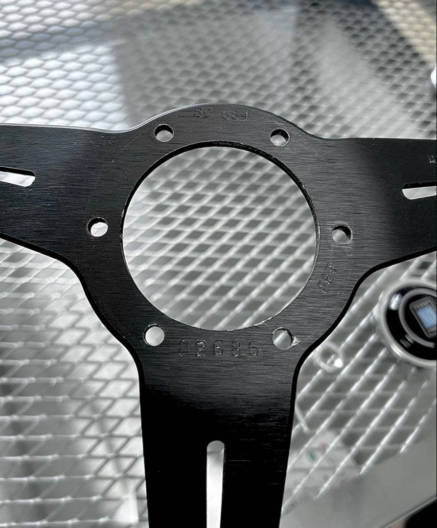 ナルディCLASSIC WOOD ウッド/ブラックスポーク　360mm N122