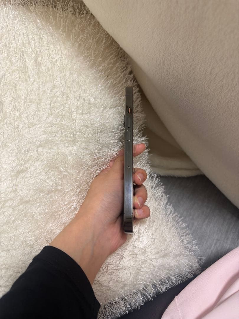 L*p様 Apple iPhone13プロ　256GB SIMフリー　グラファイ