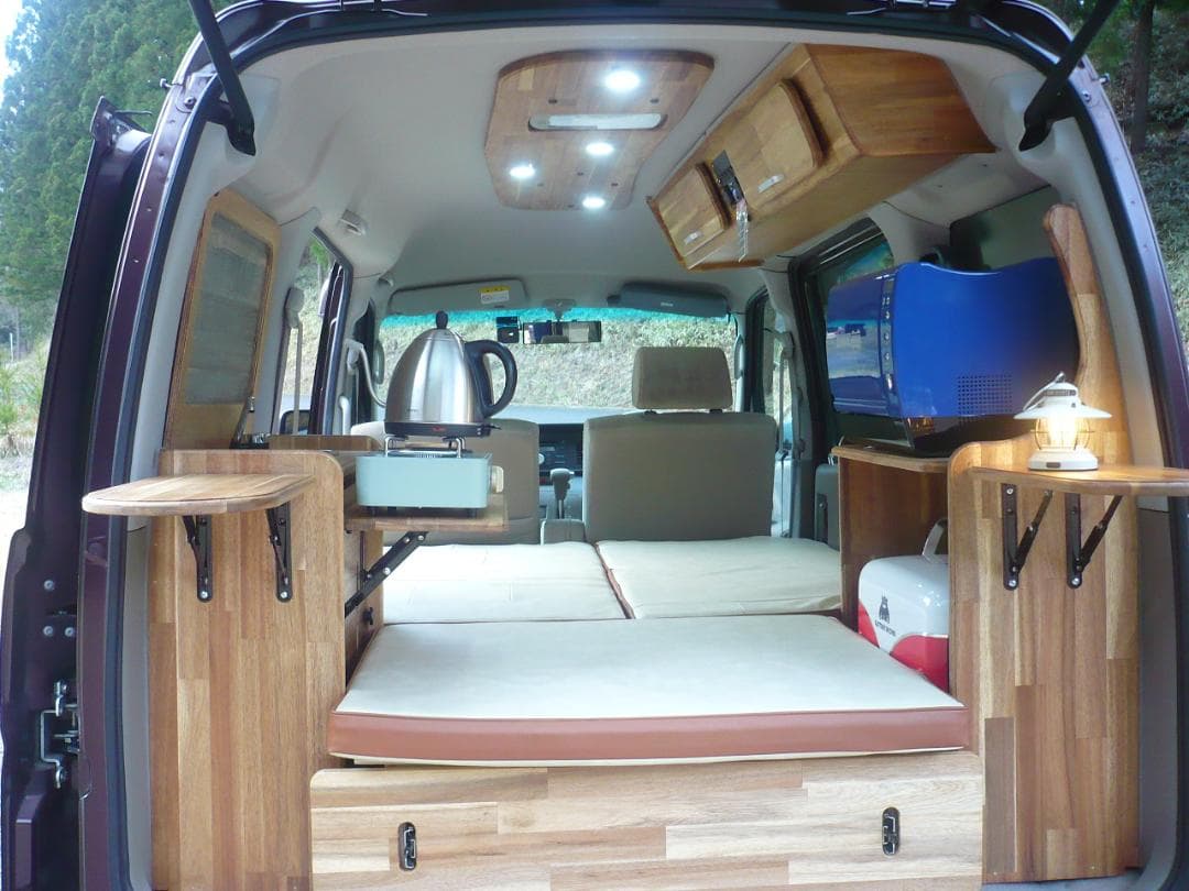 車中泊仕様～本格キャンピングカーまで製作しますっ！