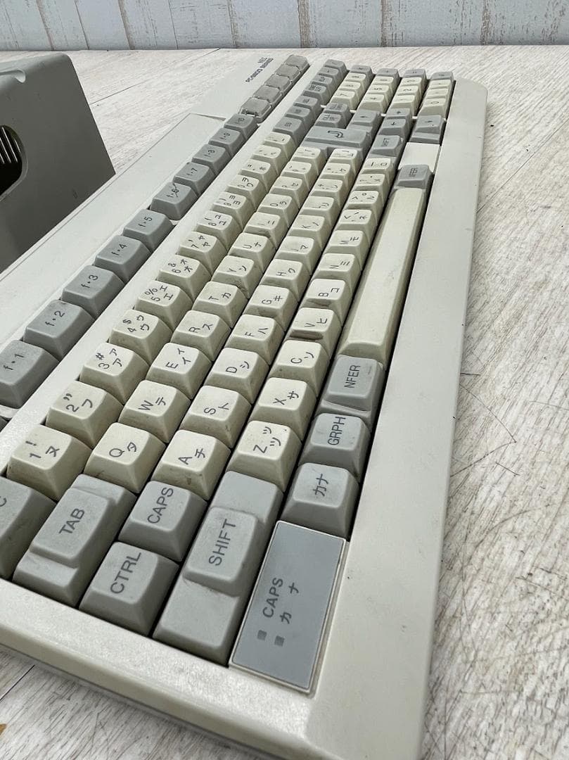 NEC PC9801DA2 レトロパソコン キーボード ジャンク品