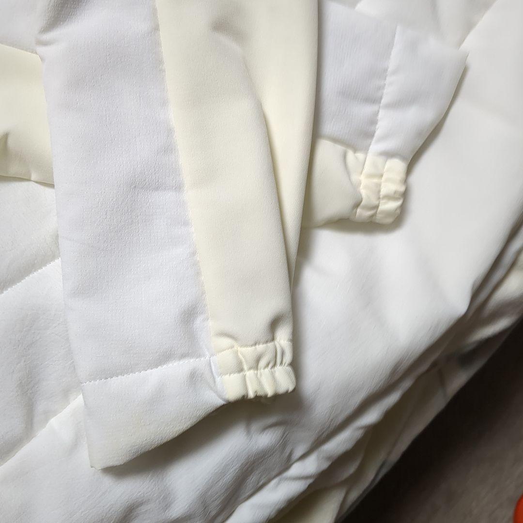 オークリー フード付き中綿入り 袖着脱可能 ホワイト XL未使用品！