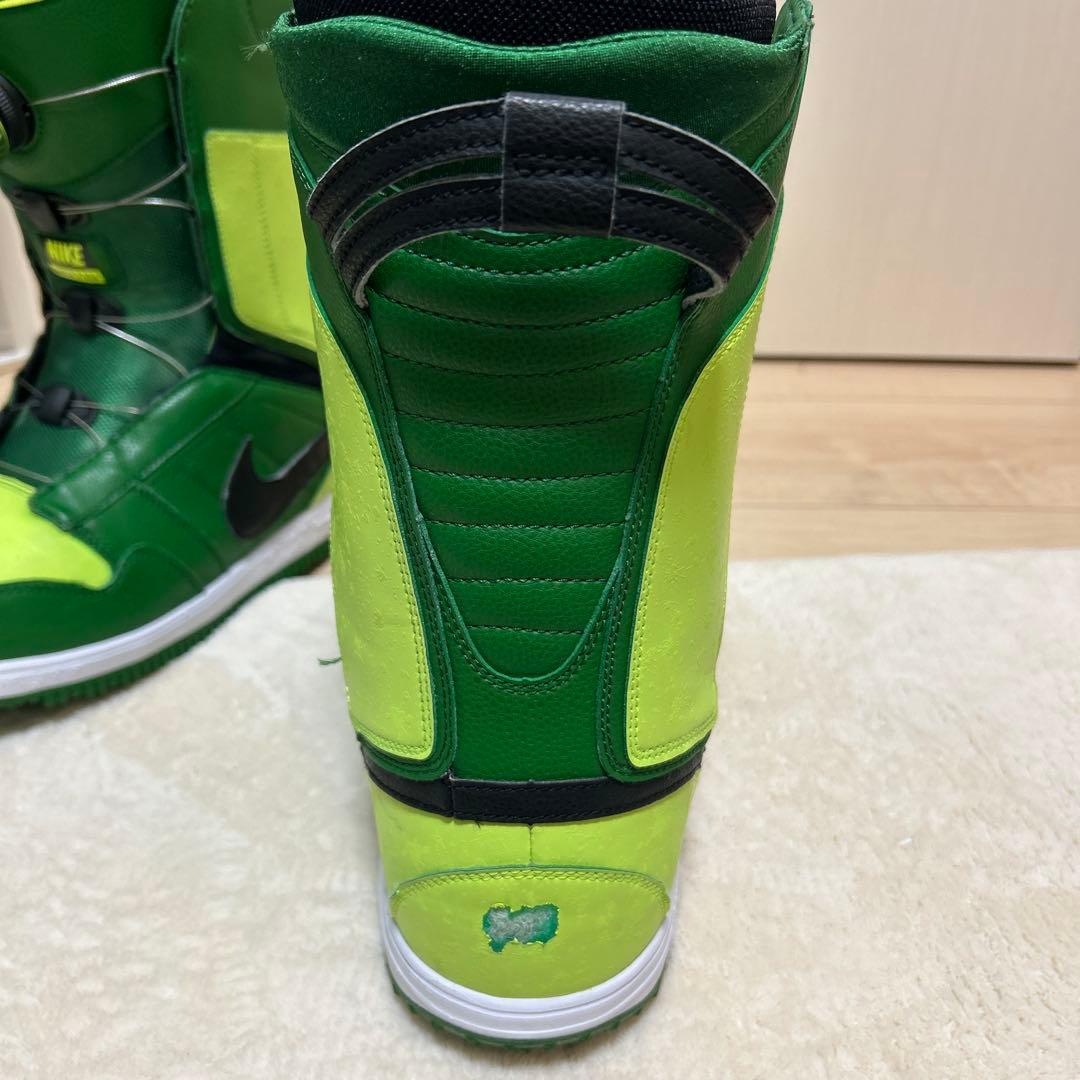 Nike スノーボードブーツ グリーン/イエロー
