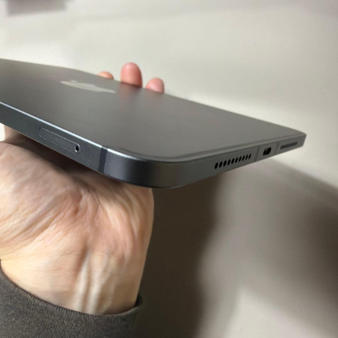 トム様Apple iPad mini 6世代　wifi cellular 64