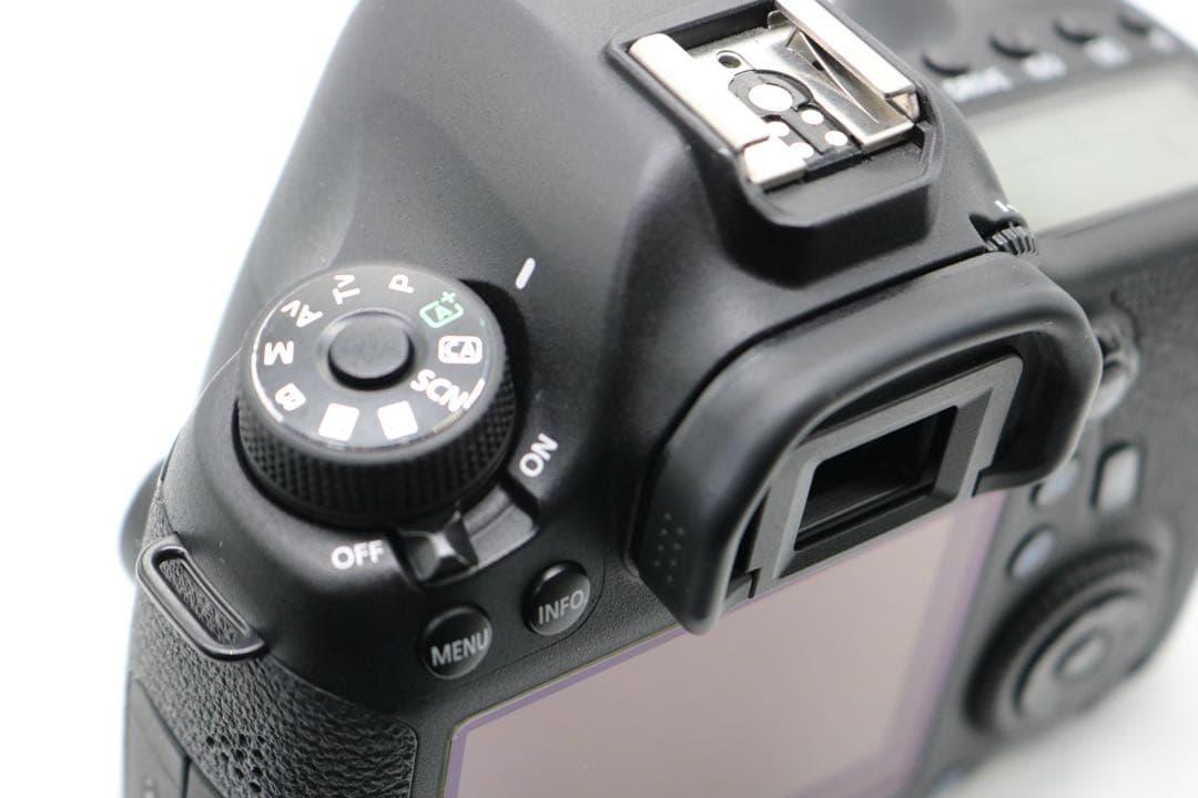 超美品 【Canon EOS 6D ダブルレンズセット】 フルサイズ　安心保証◎