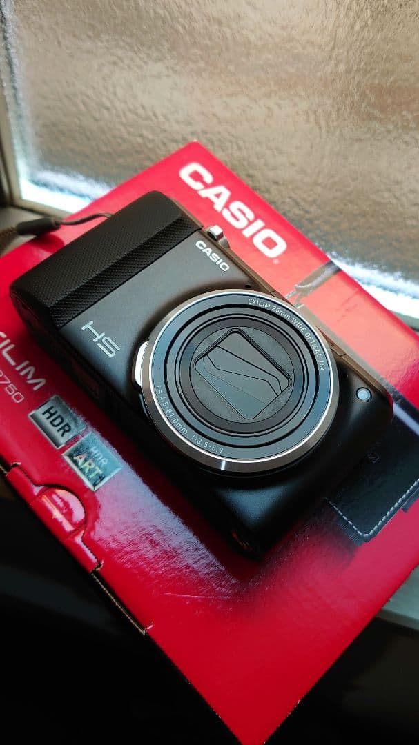 カシオ CASIO EXILIM EX-ZR750 美品 EX-ZR700同等品