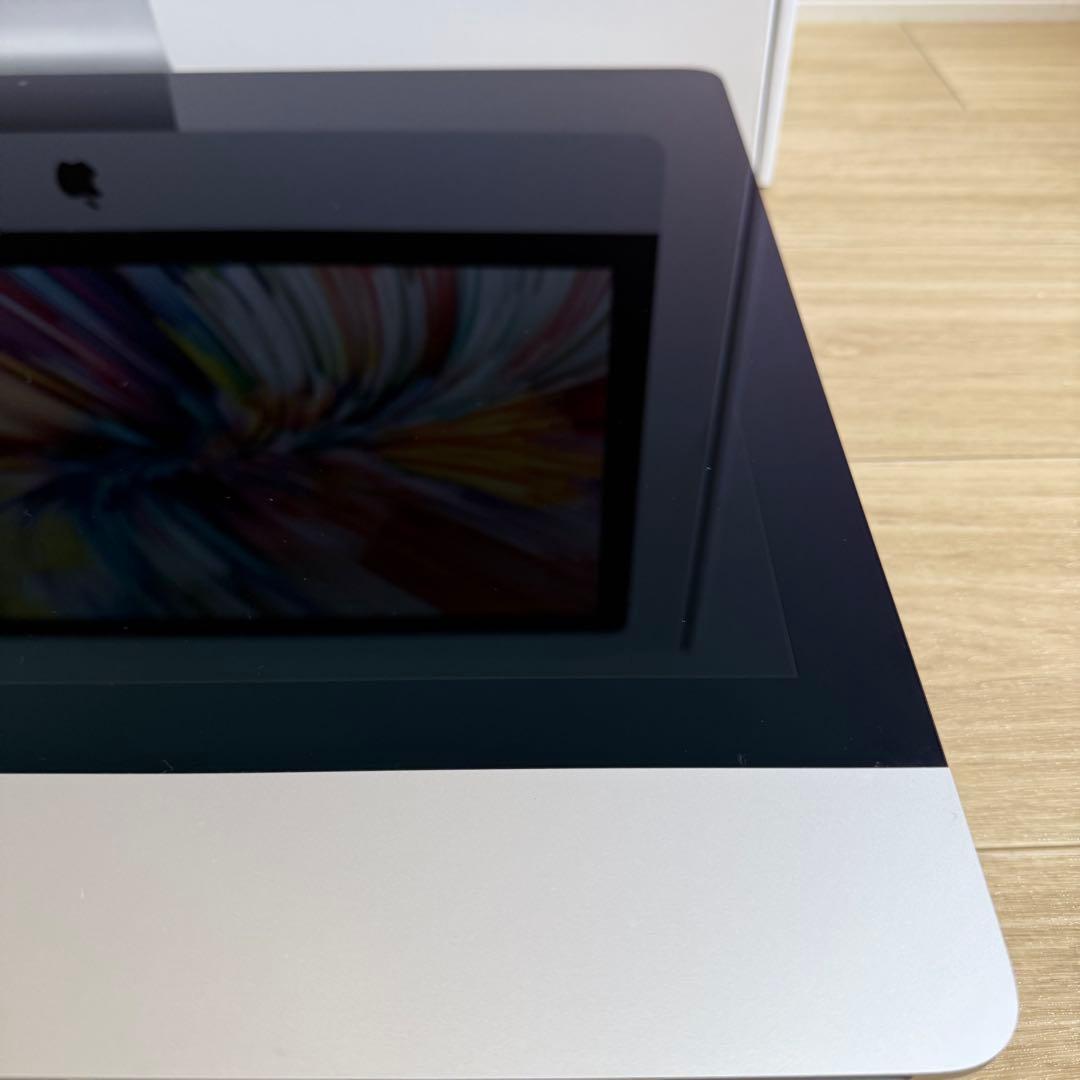 iMac 27inch 2020 Retina5K VESAマウントアダプタ搭載