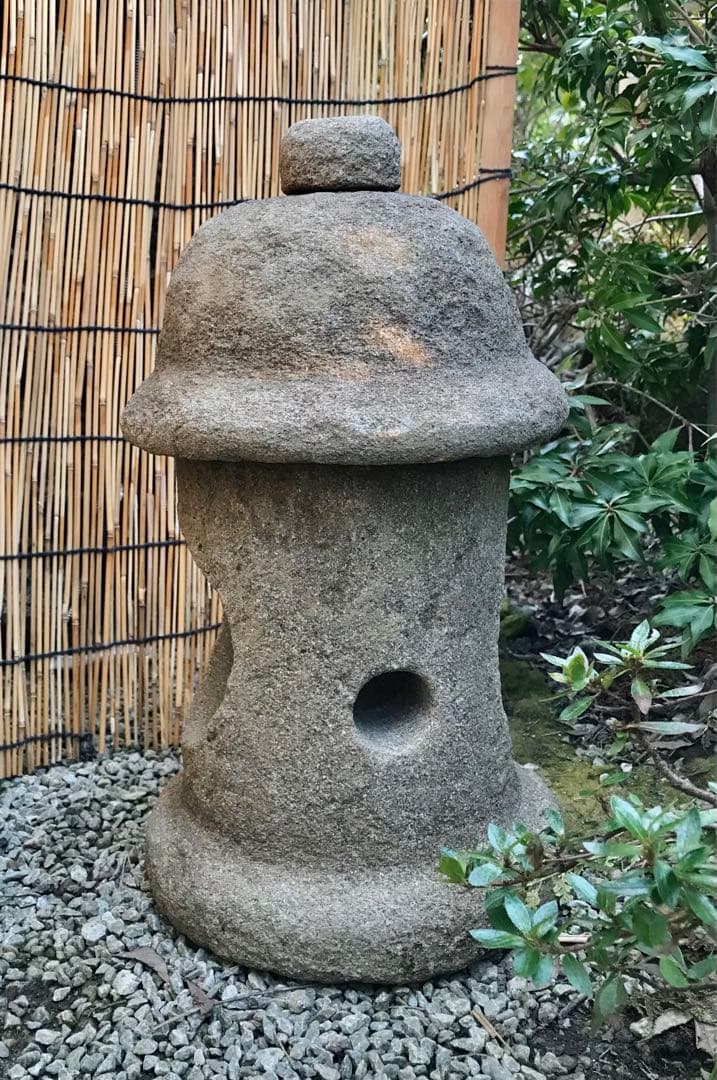 【天然自然石・石灯篭・露地庭灯篭・坪庭灯篭】庭石オブジェ置物ガーデニング造園坪庭