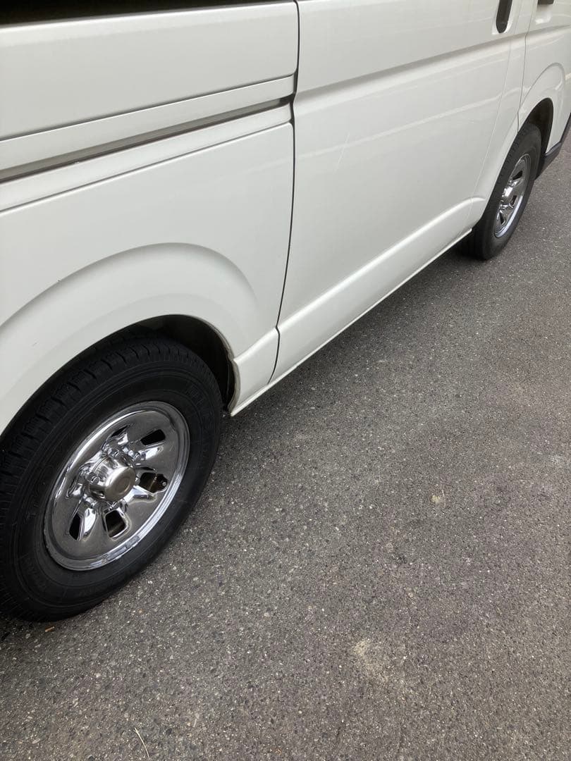 トヨタ純正メッキホイール　ハイラックス　ハイエースなどに