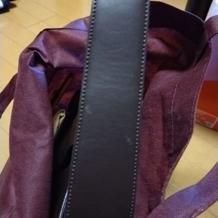 Louis Vuitton ルイヴィトン エピ レヴリ モカ ショルダーバッグ