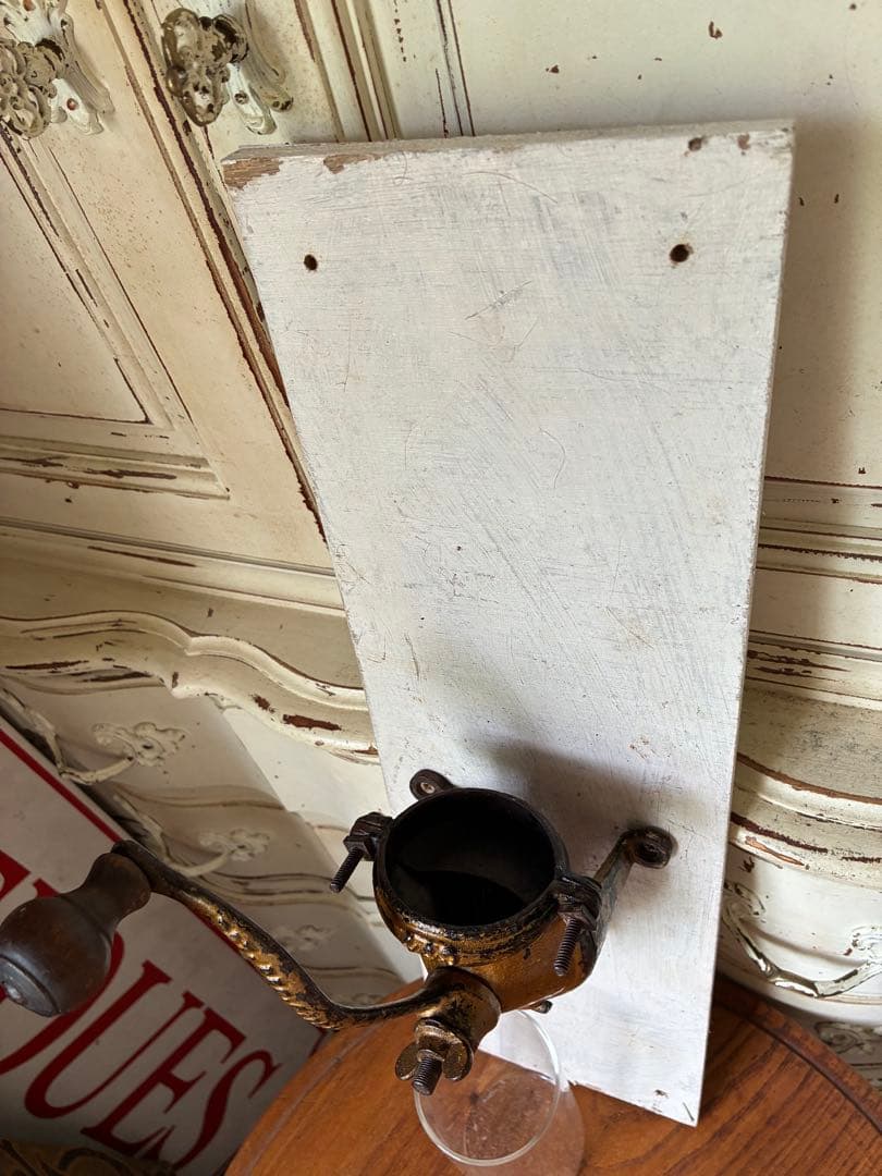 アンティーク　壁掛けコーヒーミル　グラインダー 本体のみ　金色100年　アメリカ