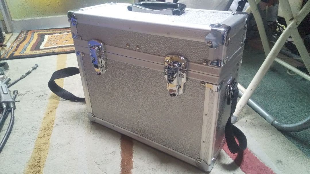 アルミケース カメラケース 鍵付き 中古