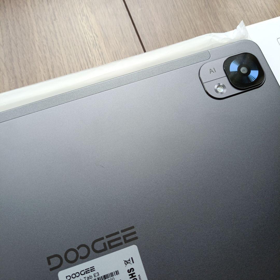 DOOGEE Tab E3 256GB 11インチ