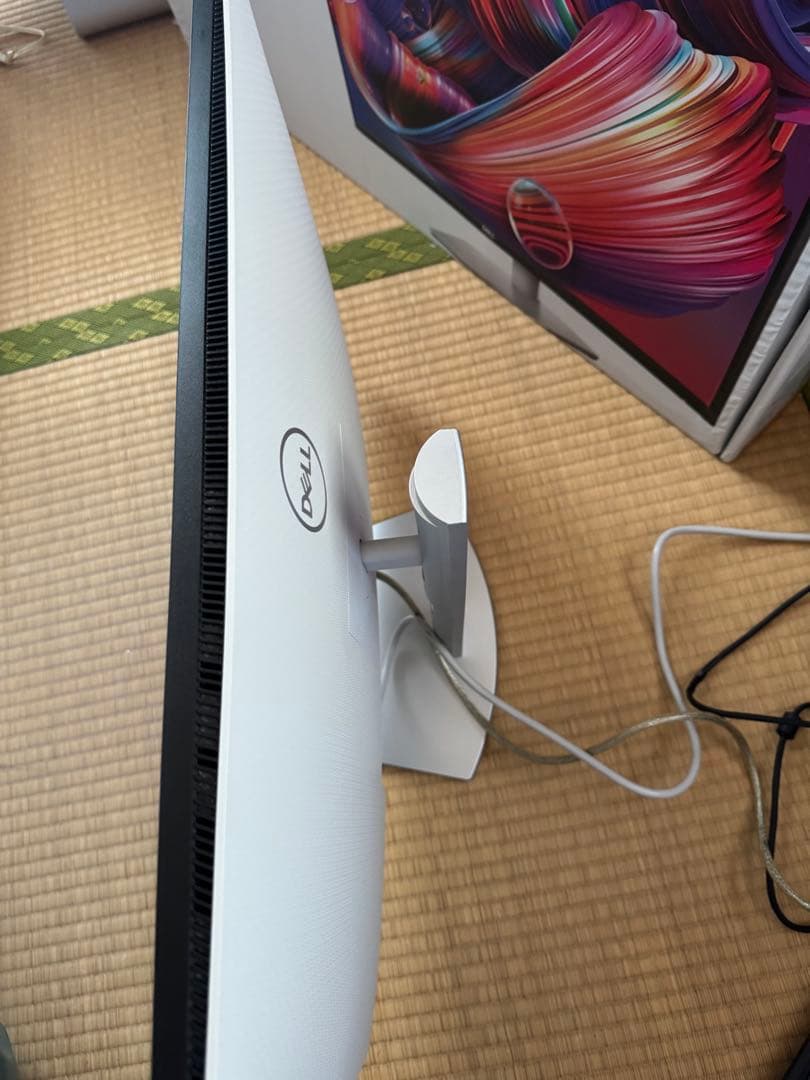 Dell S2722DC 27インチモニター 本体