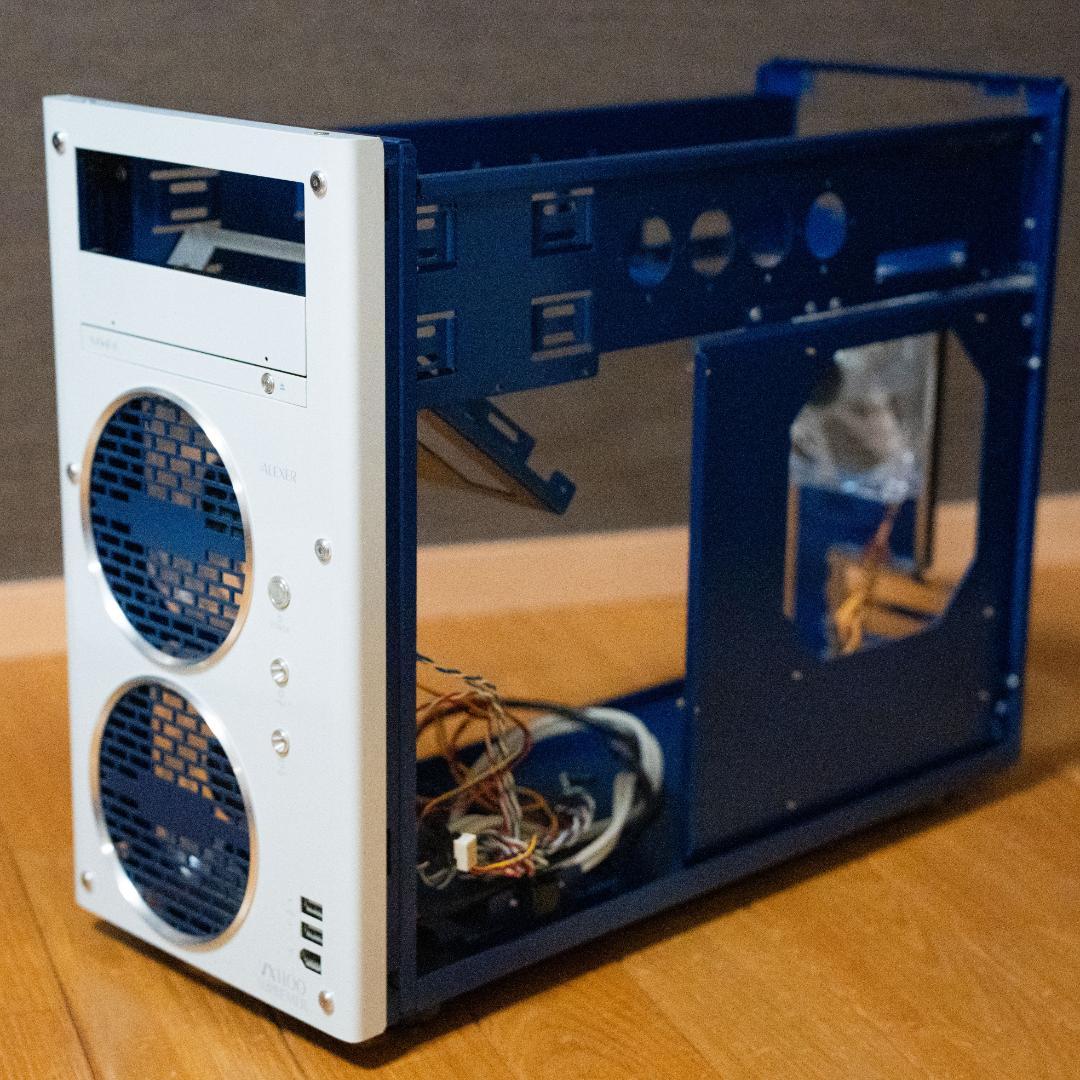 [最終値下げ] pcケース　星野アイエヌジー　 windy VX1100