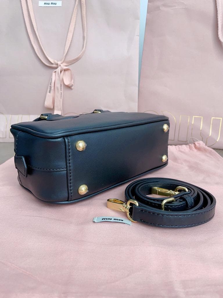 miu miu ボウリングバッグ　ブラック