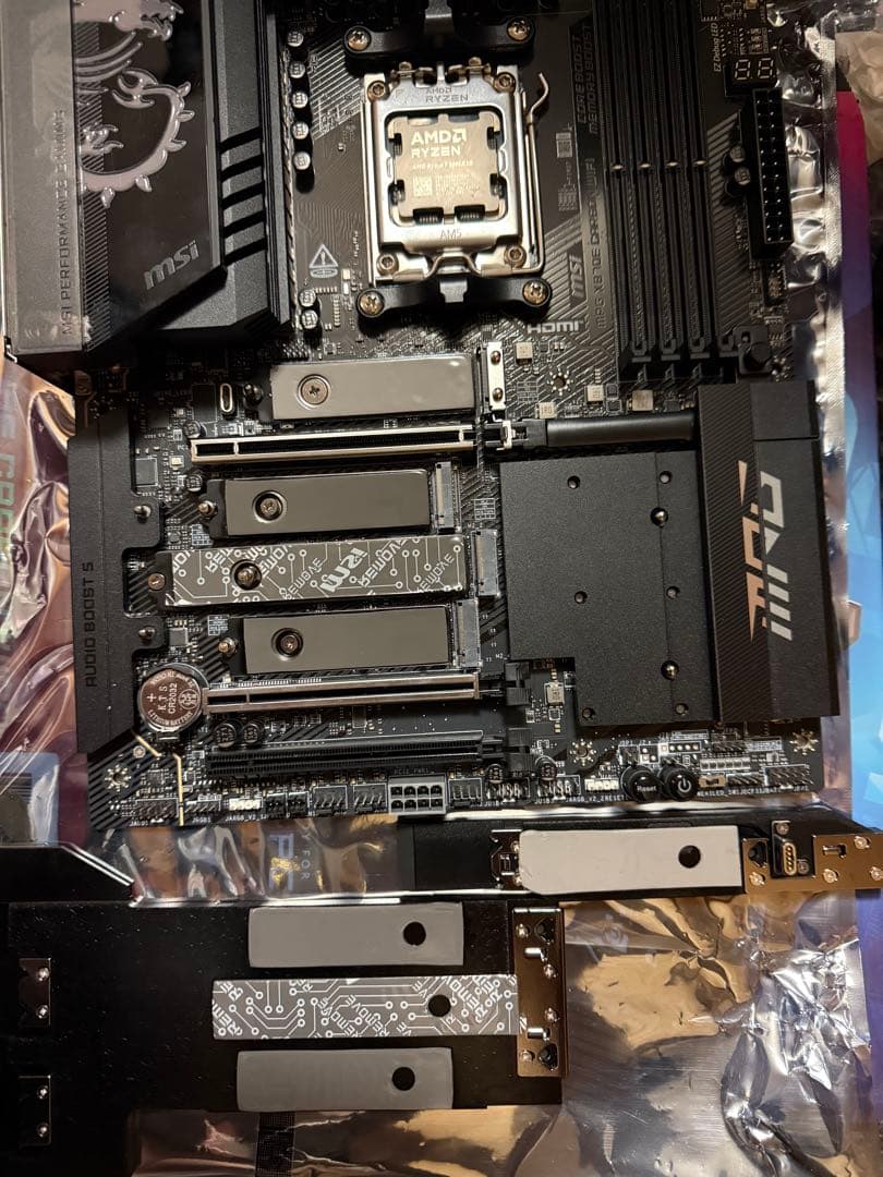 CPU AMD Ryzen 9800X3D+MSI X870E carbon