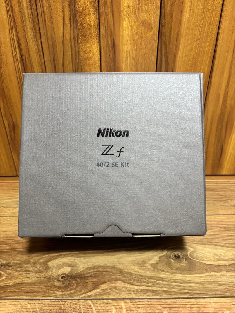NikonZF 40/2 SE レンズキット　SmallRigグリップ付
