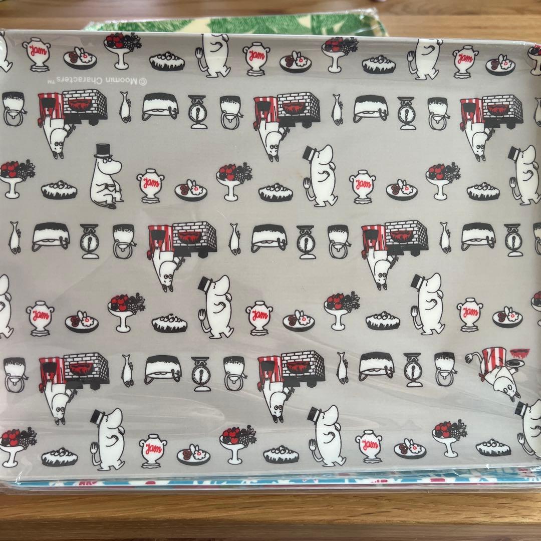 soleil　ムーミンキャラクター トレイ