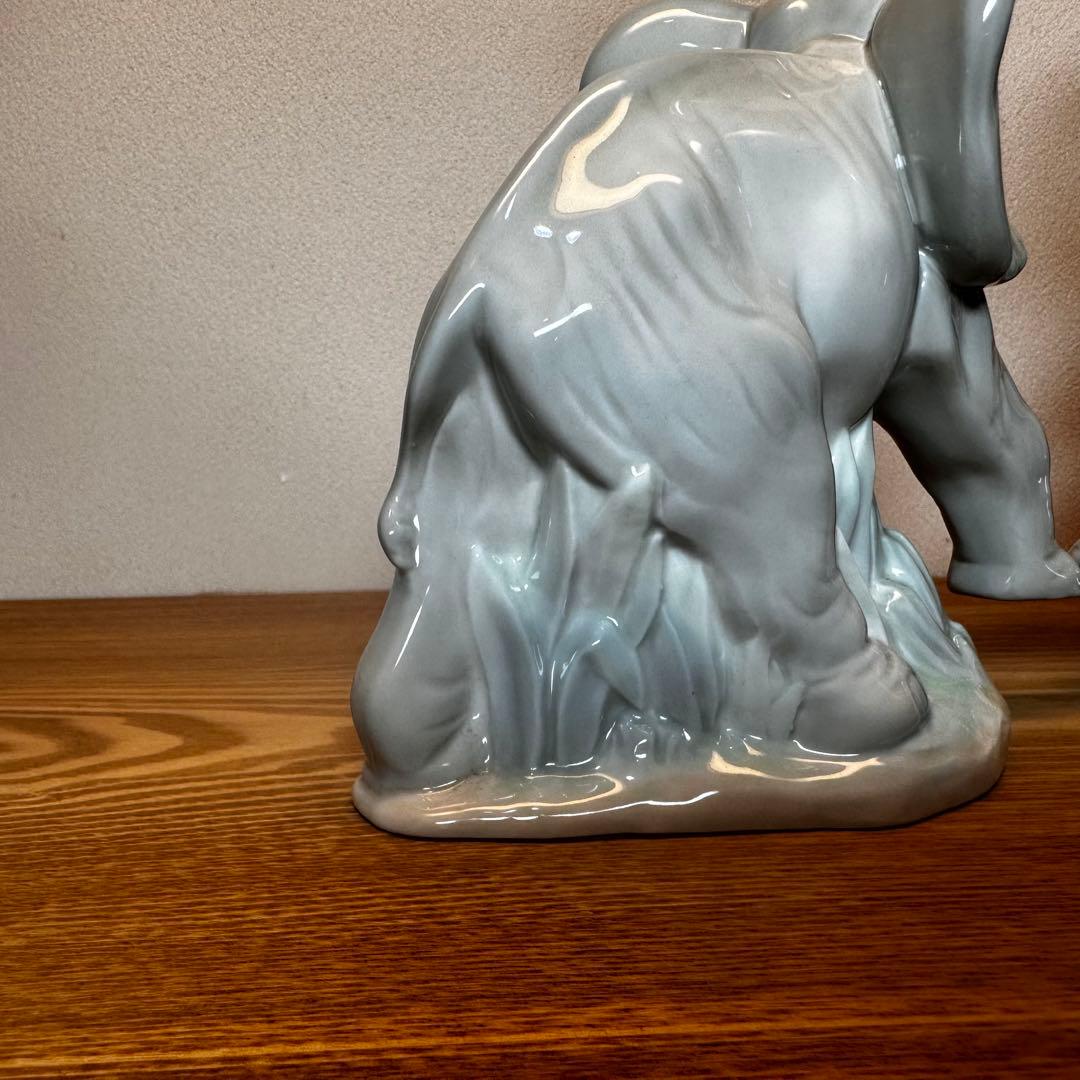 リヤドロ 像 Lladro Nao Elephant 像の置物 スペイン 雄叫び